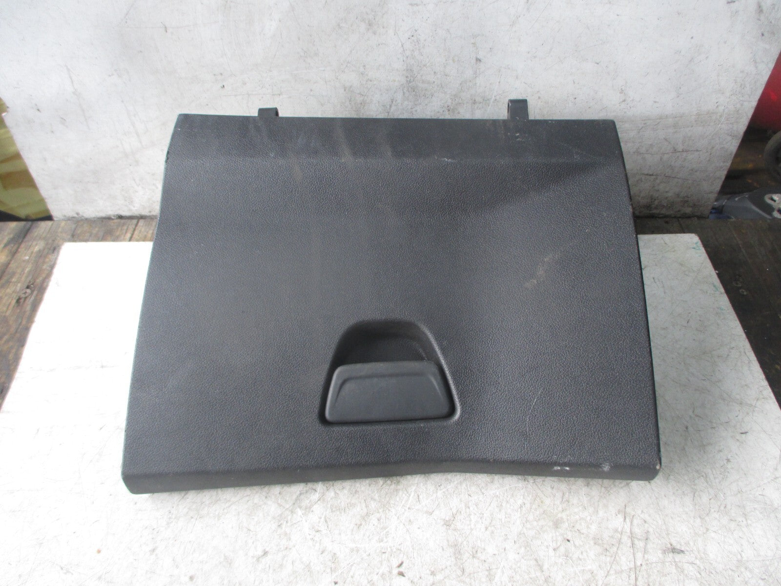 FORD BMAX 2013 GLOVE BOX STORAGE COMPARTNMENT COVER AV11R06010B