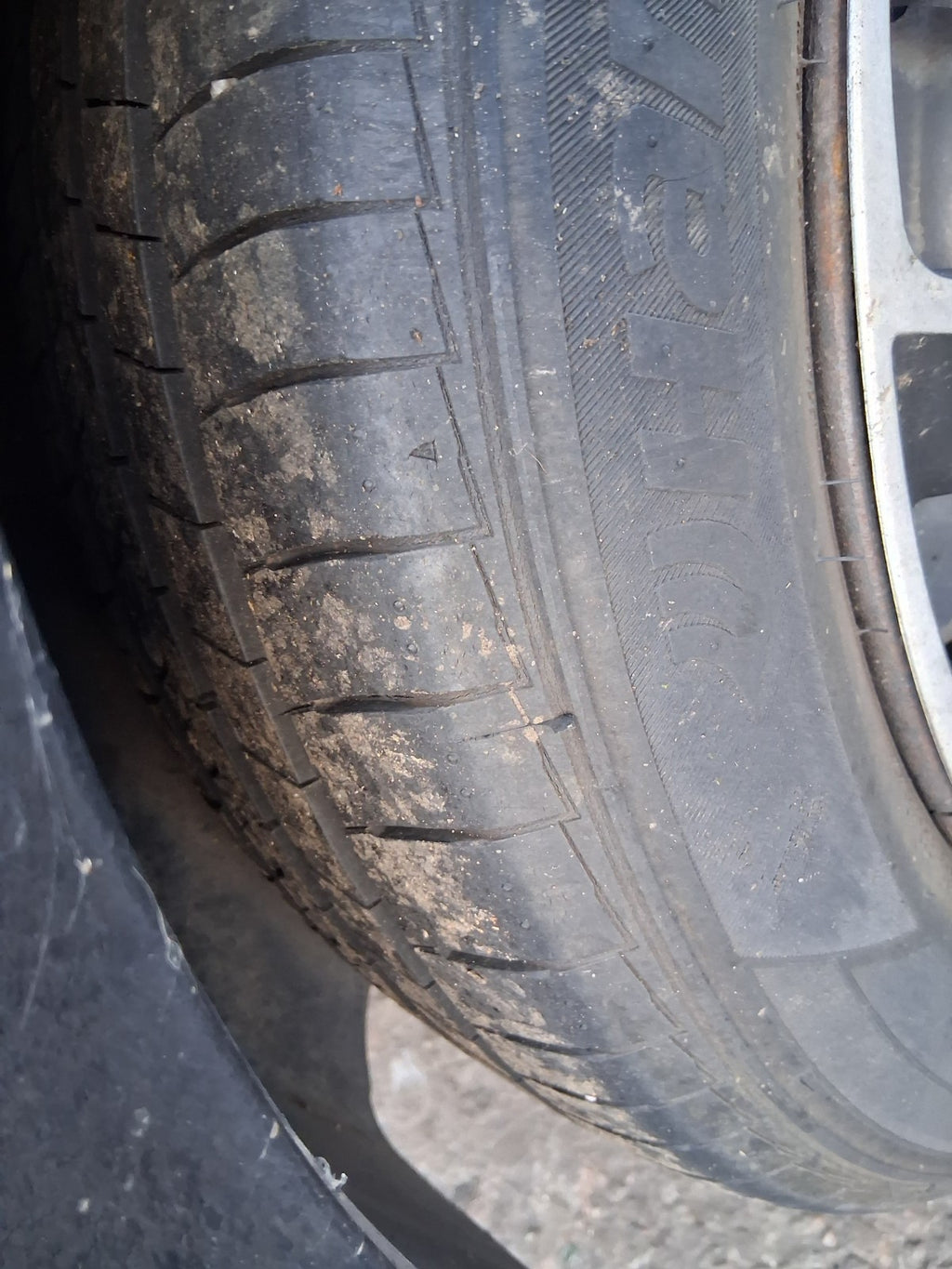 2014 PEUGEOT 208 15 INCH STEEL WHEEL WITH TYRE 185/65R15