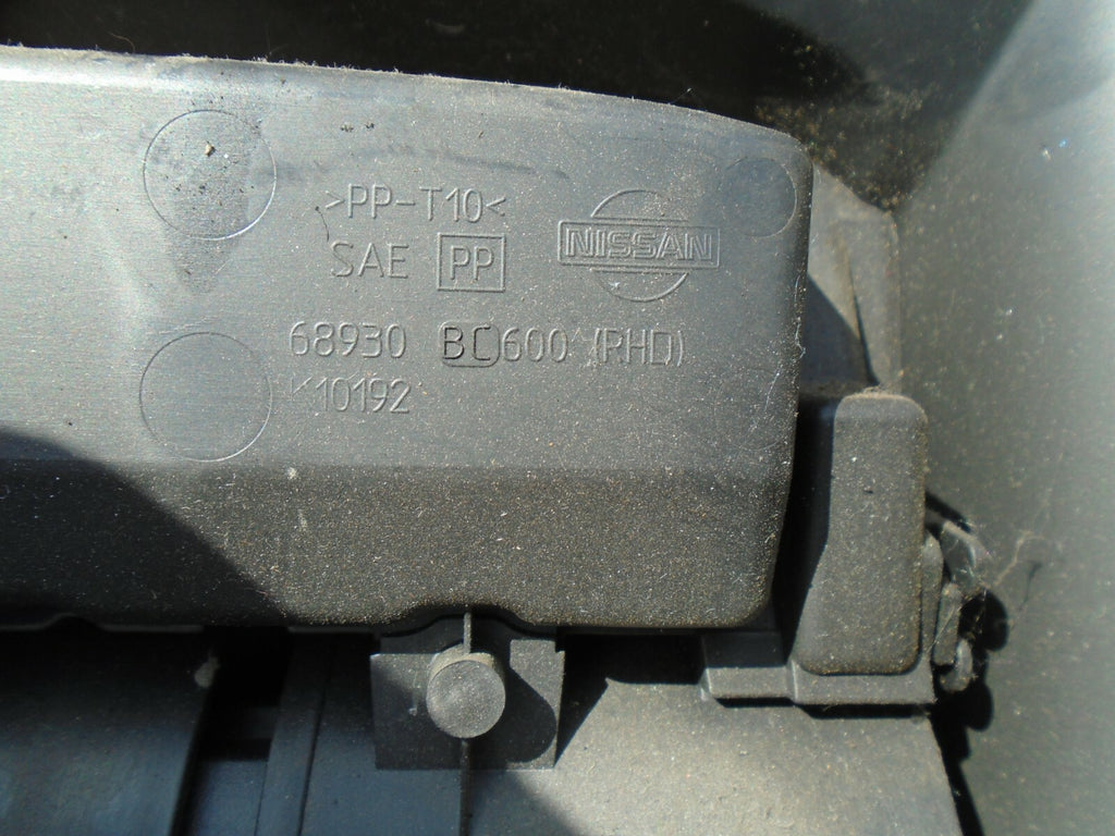 NISSAN MICRA K12 FRONT LOWER CENTRE CONSOLE CUP HOLDER 68930BC600