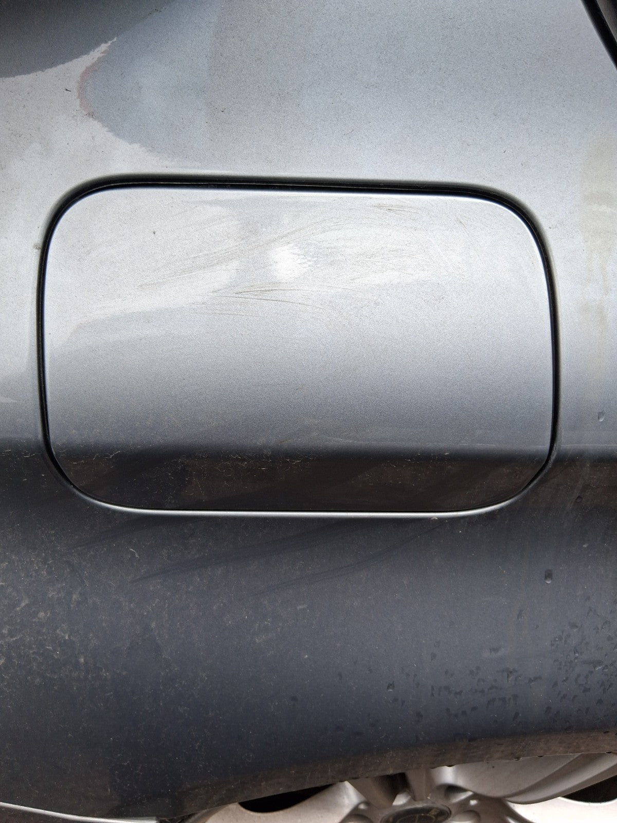 2010 BMW 5 SERIES F10 M SPORT FUEL FLAP COVER LID SPACE GREY METALLIC A52