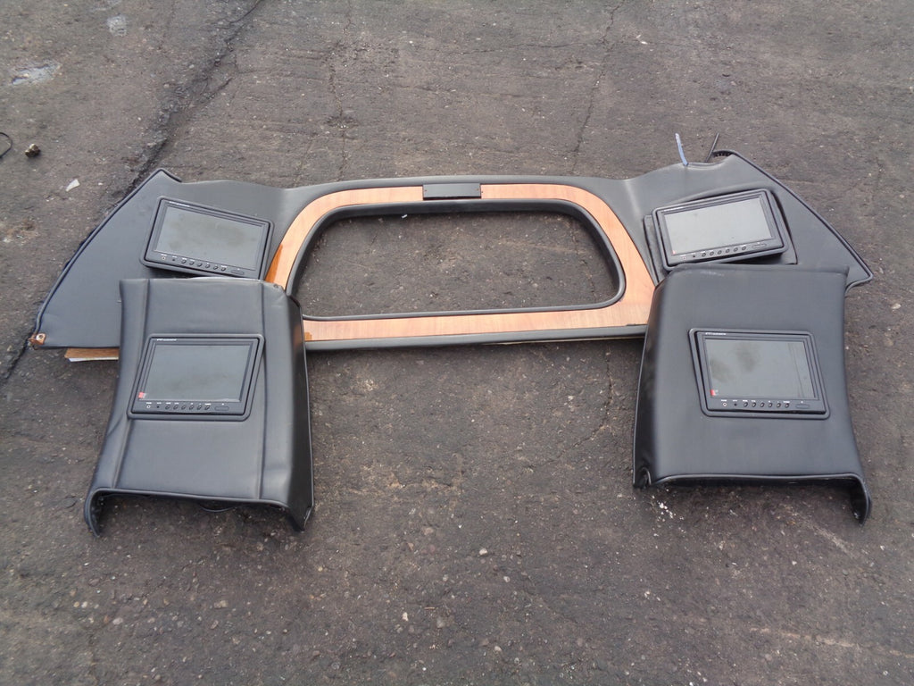 LINCOLN TOWN CAR LIMOUSINE PASSENGER DISPLAY SCREENS WITH TRIMS
