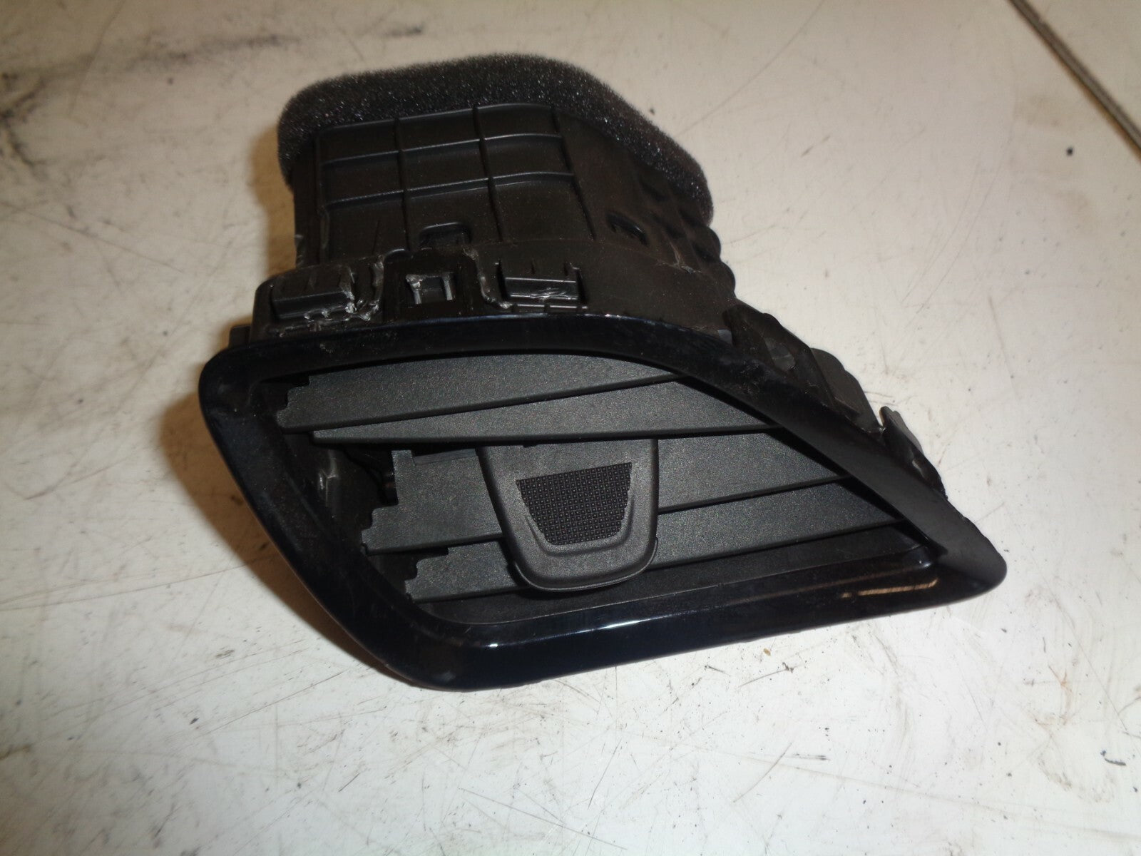 VAUXHALL VIVA 2017 1.0 PETROL NS PASSENGER SIDE DASHBOARD AIR VENT