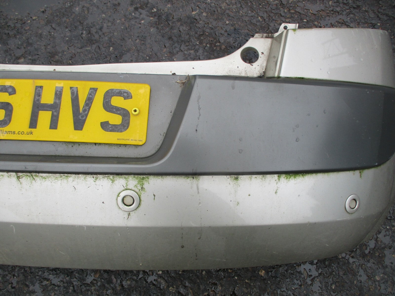 RENAULT MEGANE MK2 2006 COMPLETE REAR BUMPER & REVERSE SENSORS BEIGE GOLD