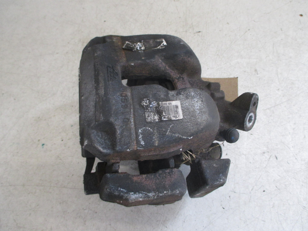 TOYOTA PROACE CITY 2020 1.6 DIESEL NSF PASSENGER SIDE FRONT BRAKE CALIPER