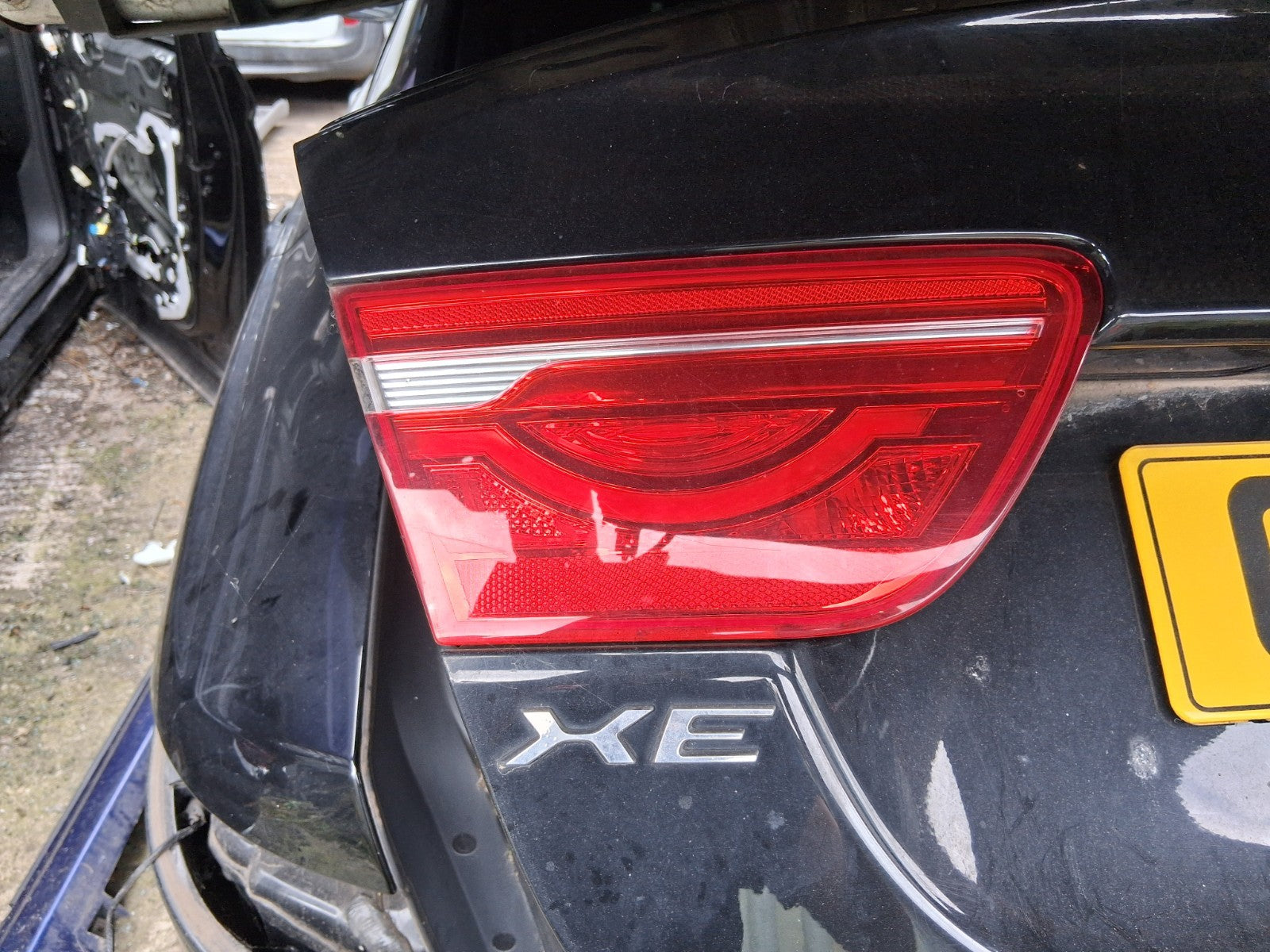 2017 JAGUAR XE NSR PASSENGER SIDE REAR LEFT INNER TAIL LIGHT
