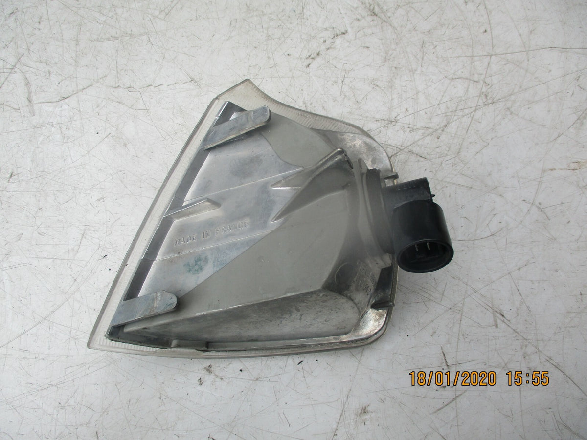 PEUGEOT 405 1995 OS DRIVER SIDE FRONT INDICATOR LIGHT LENS ASSEMBLY UNIT