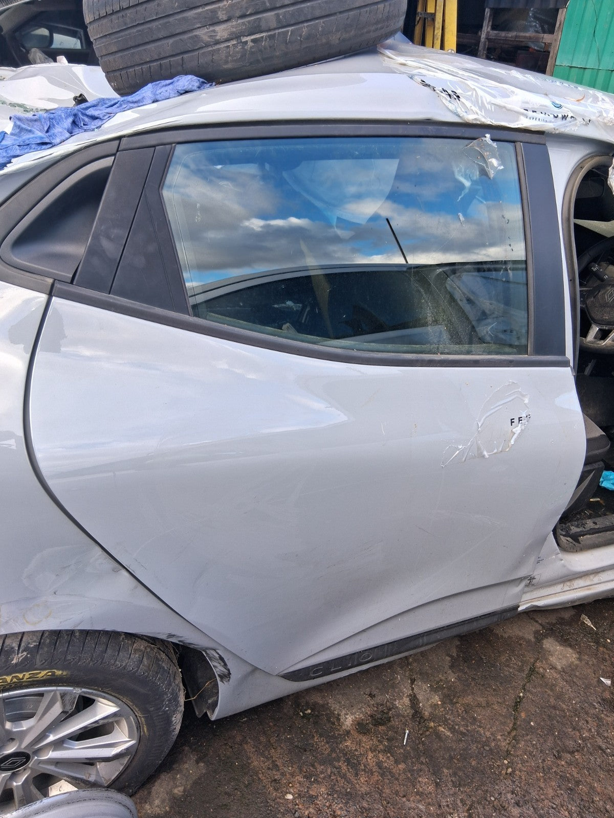 2024 RENAULT CLIO FACELIFT MK5 OSR DRIVER SIDE REAR RIGHT BARE DOOR GREY