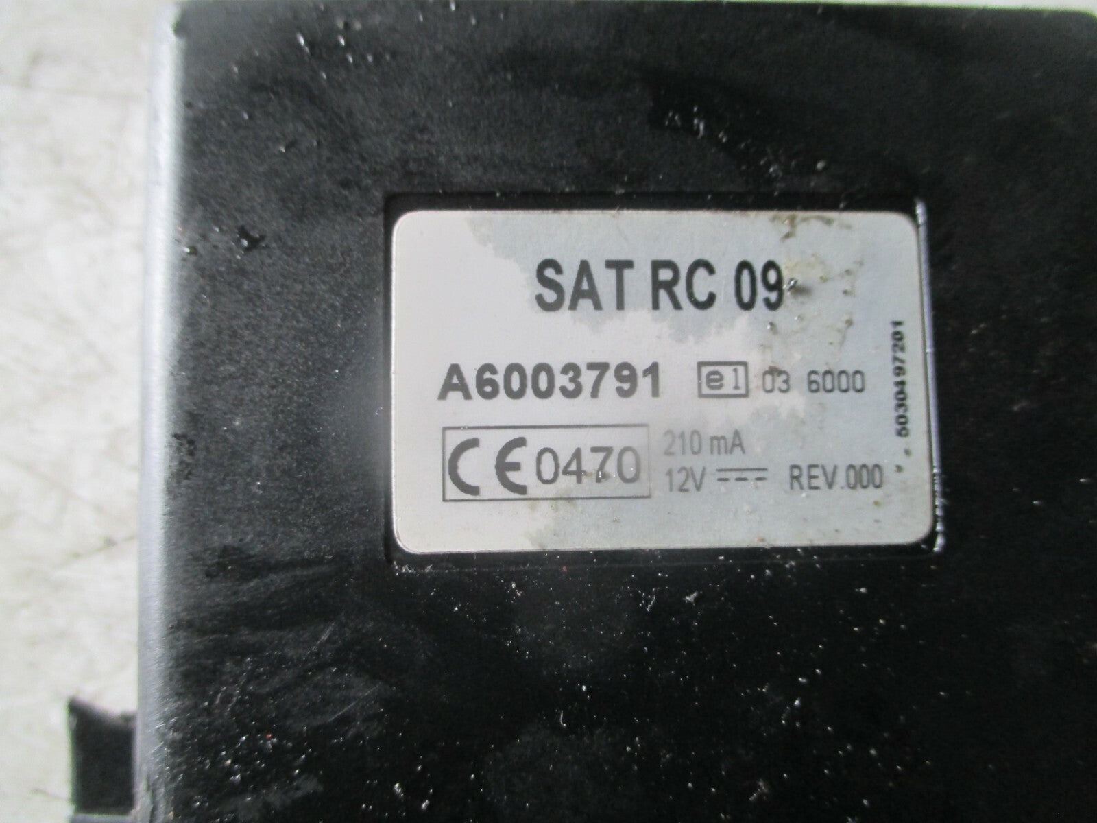 FORD GALAXY 2005 MK1 TRACKER GPS ANTENNA SAT A6003791