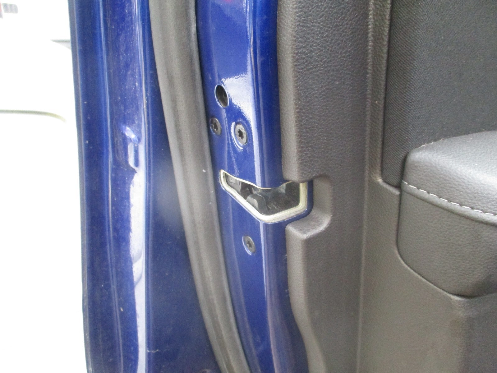 2017 FORD MONDEO MK5 NSF PASSENGER SIDE FRONT DOOR LOCK MECHANISM