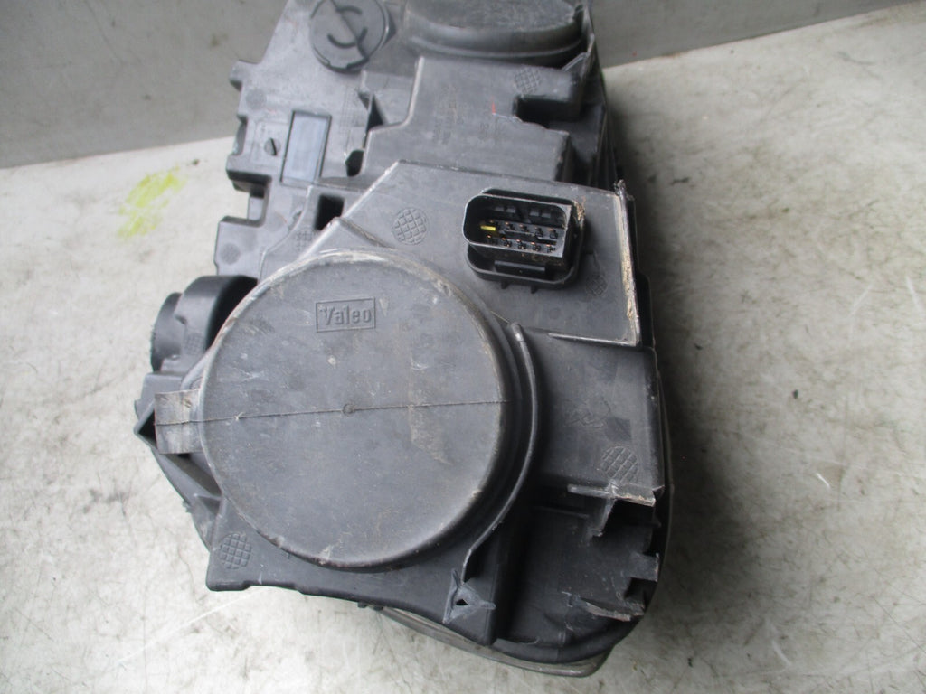 2019 PEUGEOT PARTNER OSF DRIVERS SIDE FRONT HEADLIGHT 9816826180
