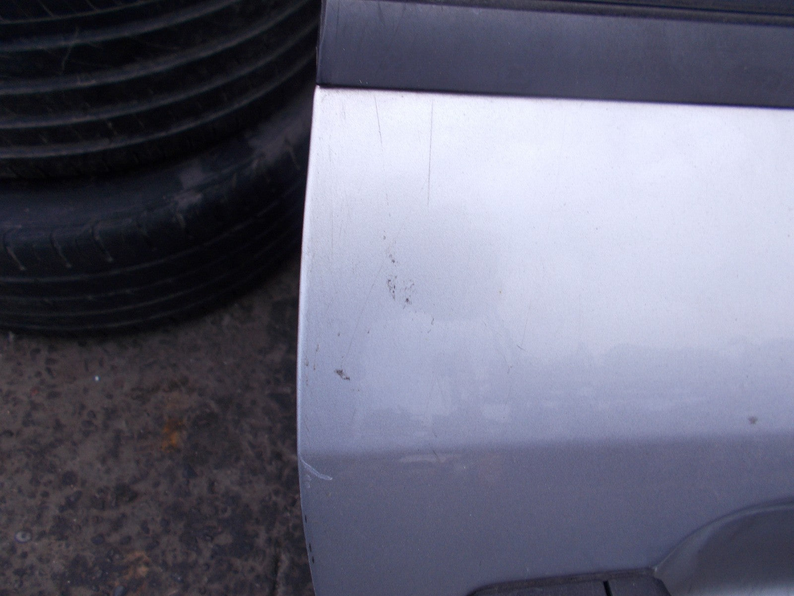 CITROEN C4 COUPE 04-10 OS DRIVER DOOR COMPLETE SILVER