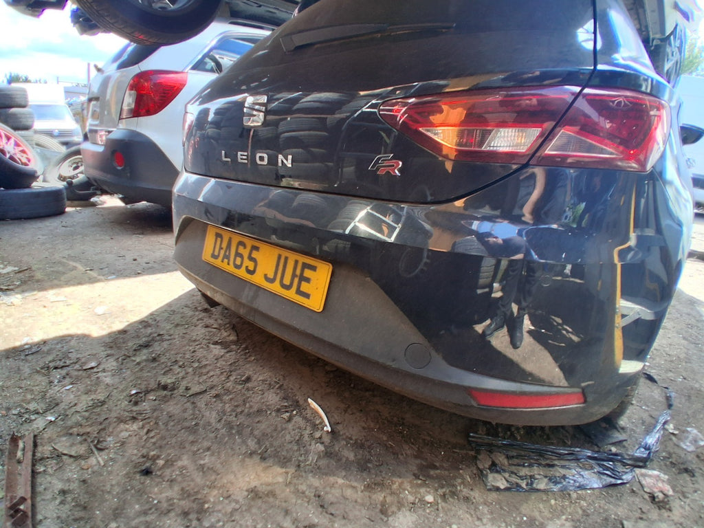 2015 SEAT LEON FR MK3 REAR COMPLETE BUMPER MIDNIGHT BLACK LY9T