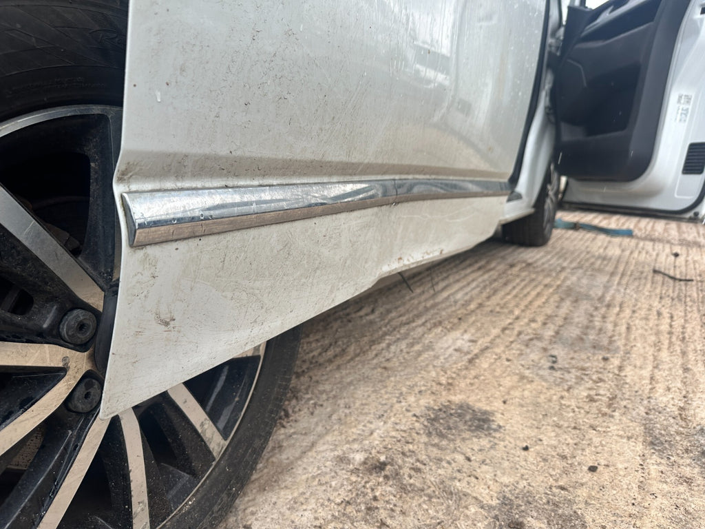 2018 VOLKSWAGEN TRANSPORTER T6 CARAVELLE OS DRIVER SIDE SLIDING DOOR WHITE GLASS
