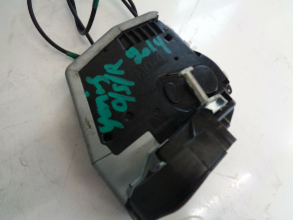 TOYOTA YARIS 2014 MK3 OSR DRIVER SIDE REAR DOOR LOCK MECHANISM