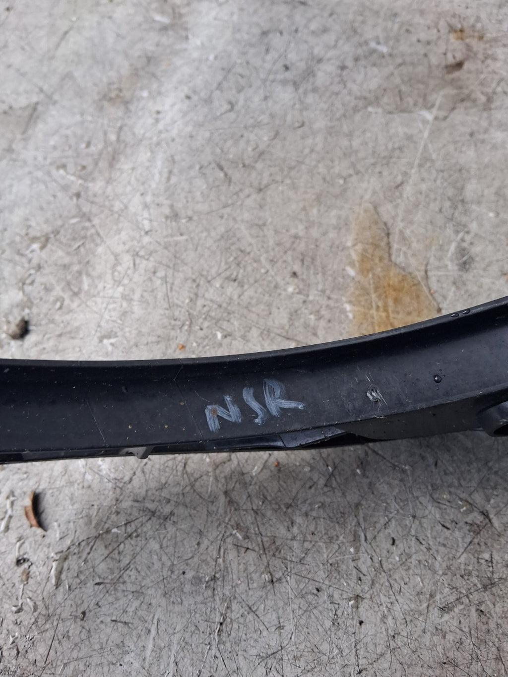 2023 VOLKSWAGEN TIGUAN NSR PASSENEGER SIDE REAR BUMPER MOUNT BRACKET 5NA807393