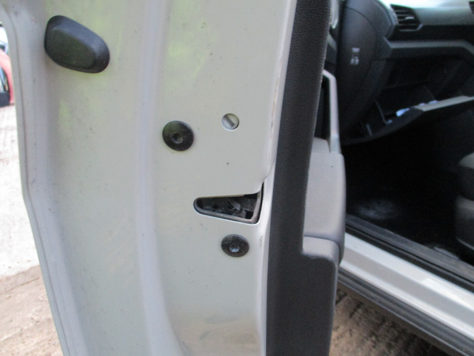 2023 VW VOLKSWAGEN T CROSS NSF PASSENGER SIDE FRONT DOOR LOCK