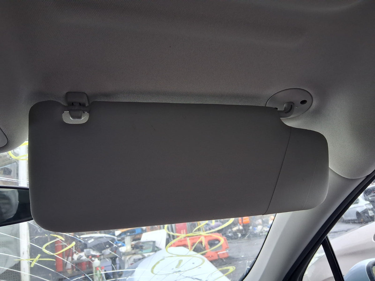 2019 VAUXHALL ASTRA K OSF DRIVER SIDE FRONT RIGHT SUN VISOR SHADE