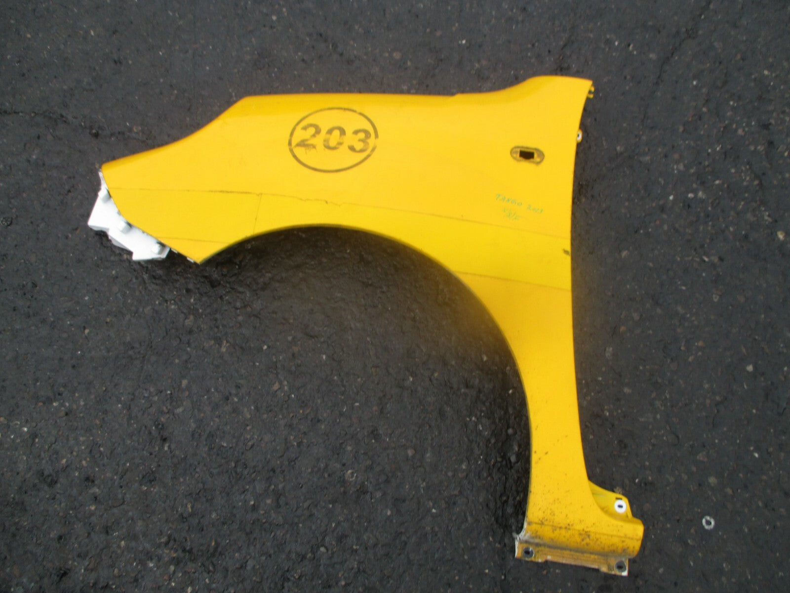 RENAULT TWINGO 2013 MK2 NSF FRONT PASSENGER SIDE QUARTER PANEL YELLOW