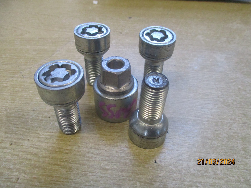 VW VOLKSWAGEN T CROSS 2023 LOCKING WHEEL NUT & KEY SET