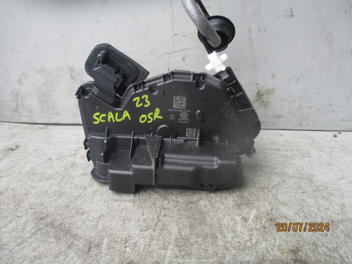 SKODA SCALA 2020 OSR DRIVER SIDE REAR DOOR LOCK MECHANISM 5TA839016K