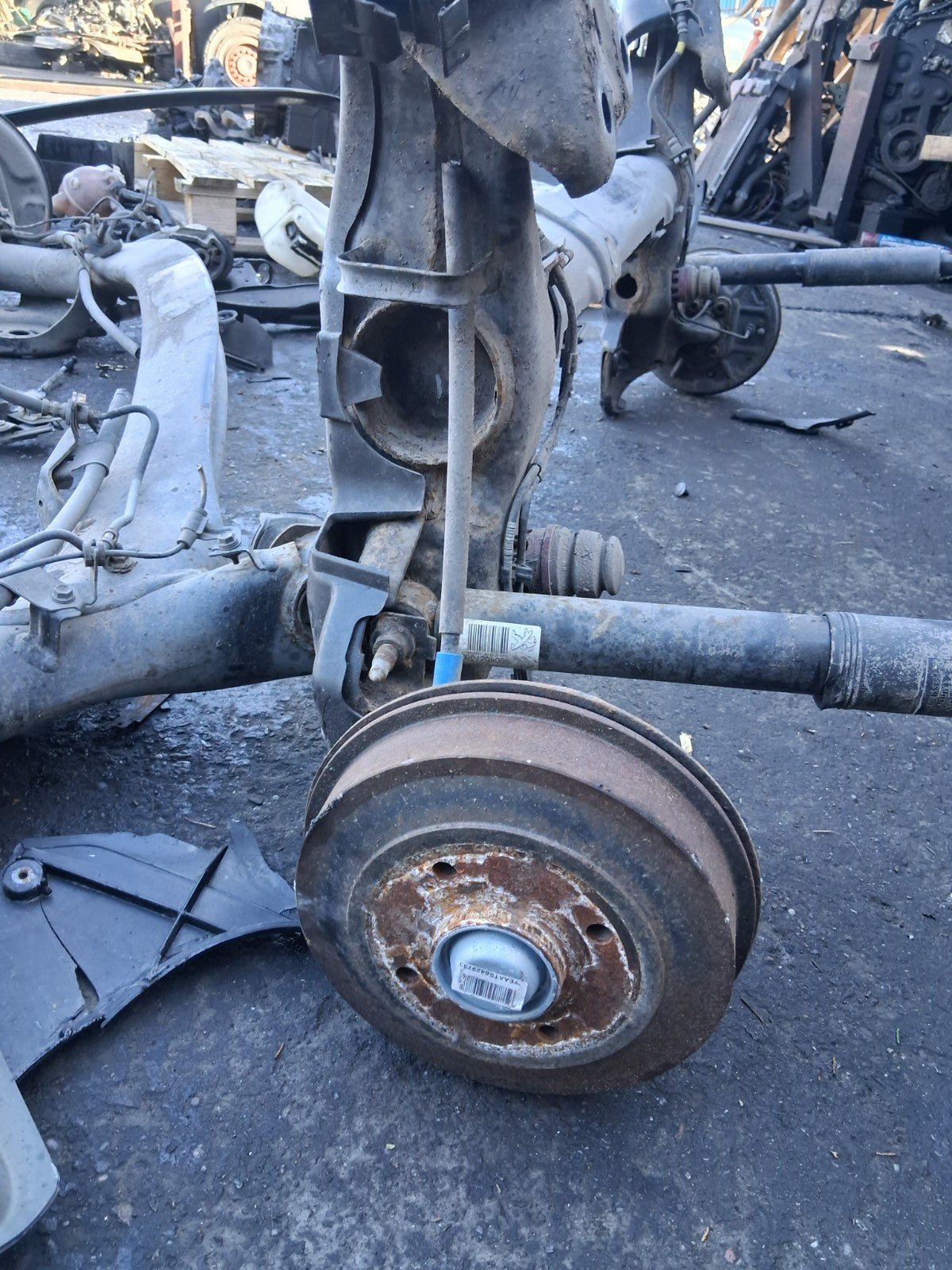 2012 PEUGEOT 208 COMPLETE REAR AXLE DISC TYPE