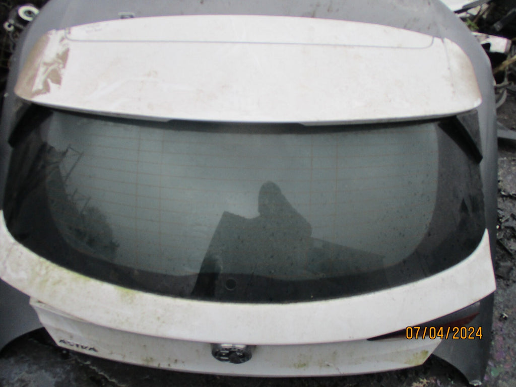 VAUXHALL ASTRA K MK7 2020 COMPLETE REAR BOOT LID TAILGATE GLASS WHITE Z40R
