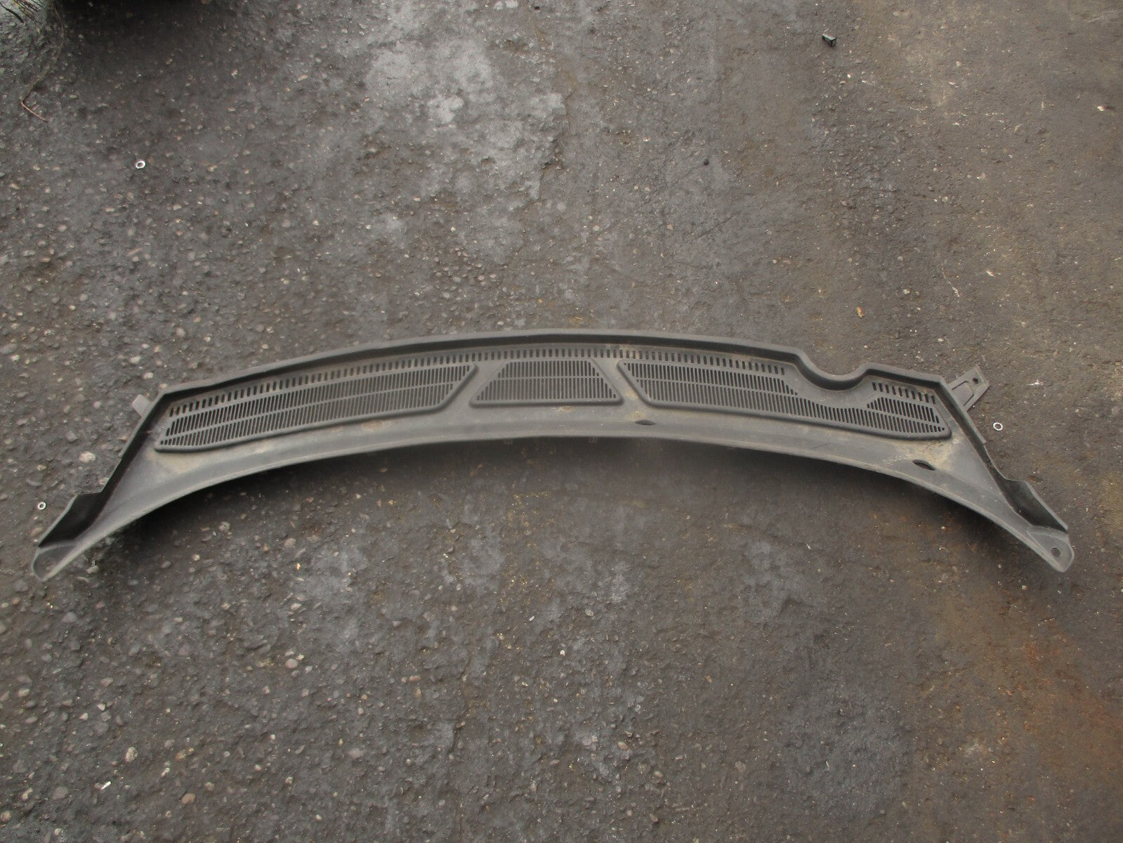 2018 FORD ECOSPORT WINDSCREEN WIPER WINDOW SCUTTLE PANEL A02216BH5JA6