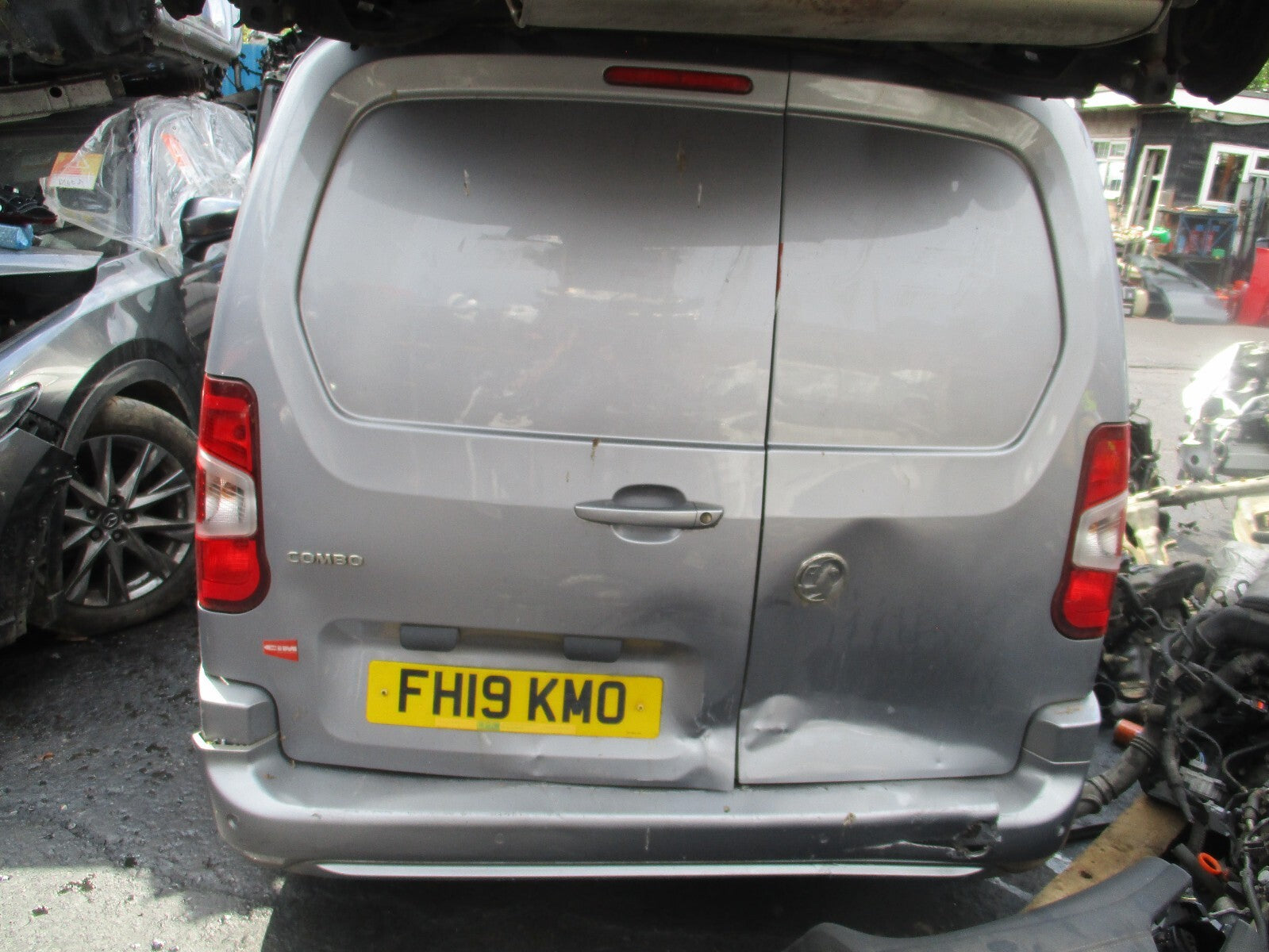 2019 VAUXHALL COMBO E MK4 PARTION METAL BULK HEAD