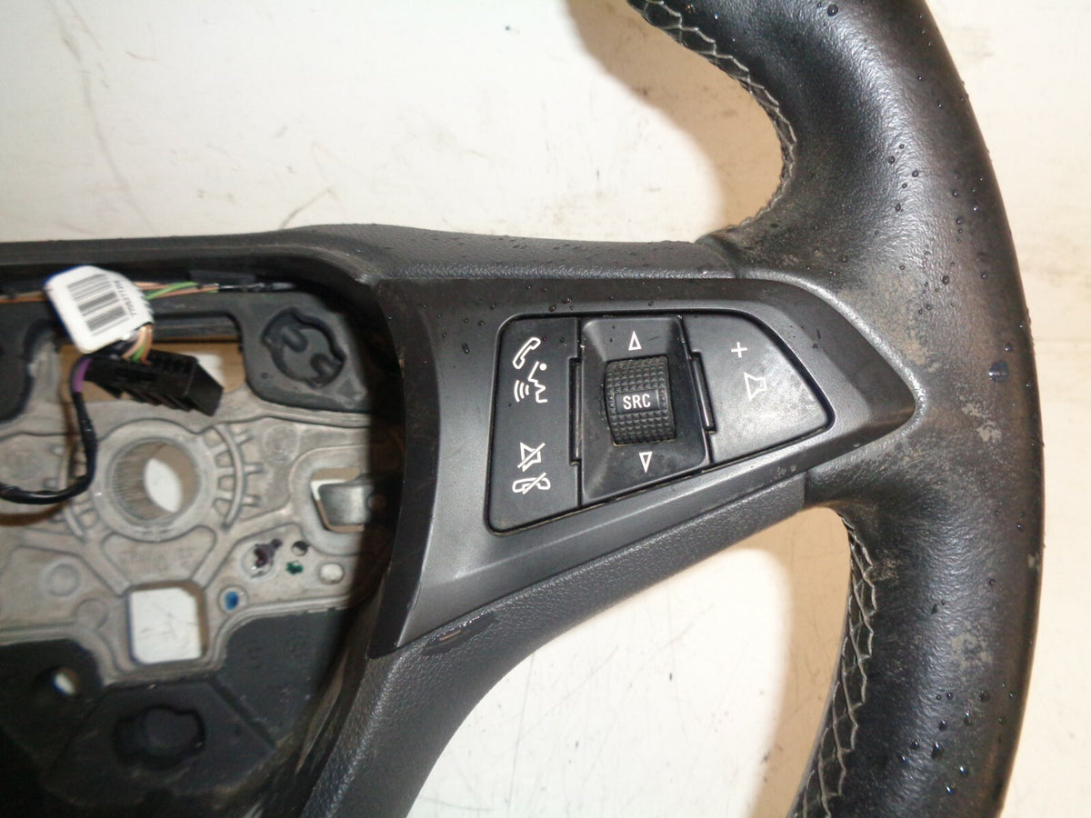 VAUXHALL CORSA E 2016 1.4 PETROL 3 SPOKE MULTI FUNCTION STEERING WHEEL 39035990