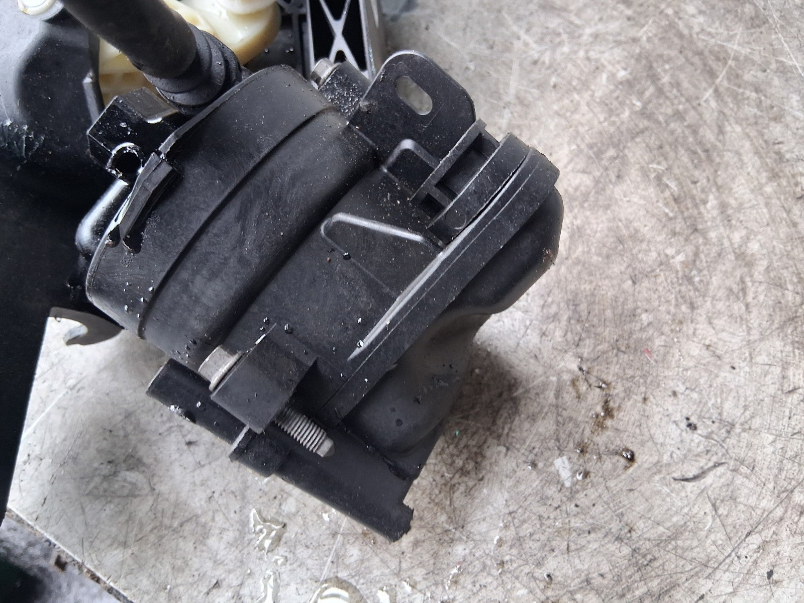 2021 FORD TRANSIT 350 MK8 2.0 DIESEL FUEL FILTER HOUSING