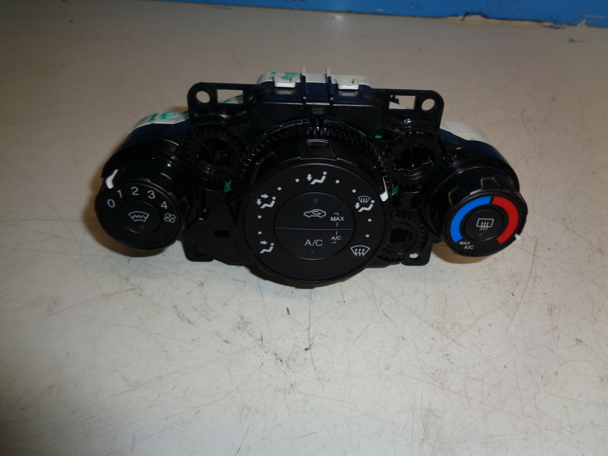 FORD FIESTA 2014 HEATER A/C CON CLIMATE CONTROL SWITCH PANEL C1B119980BE