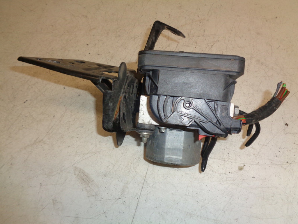 VW VOLKSWAGEN POLO 6R R LINE 2014 ABS PUMP AND MODULE 6R0907379