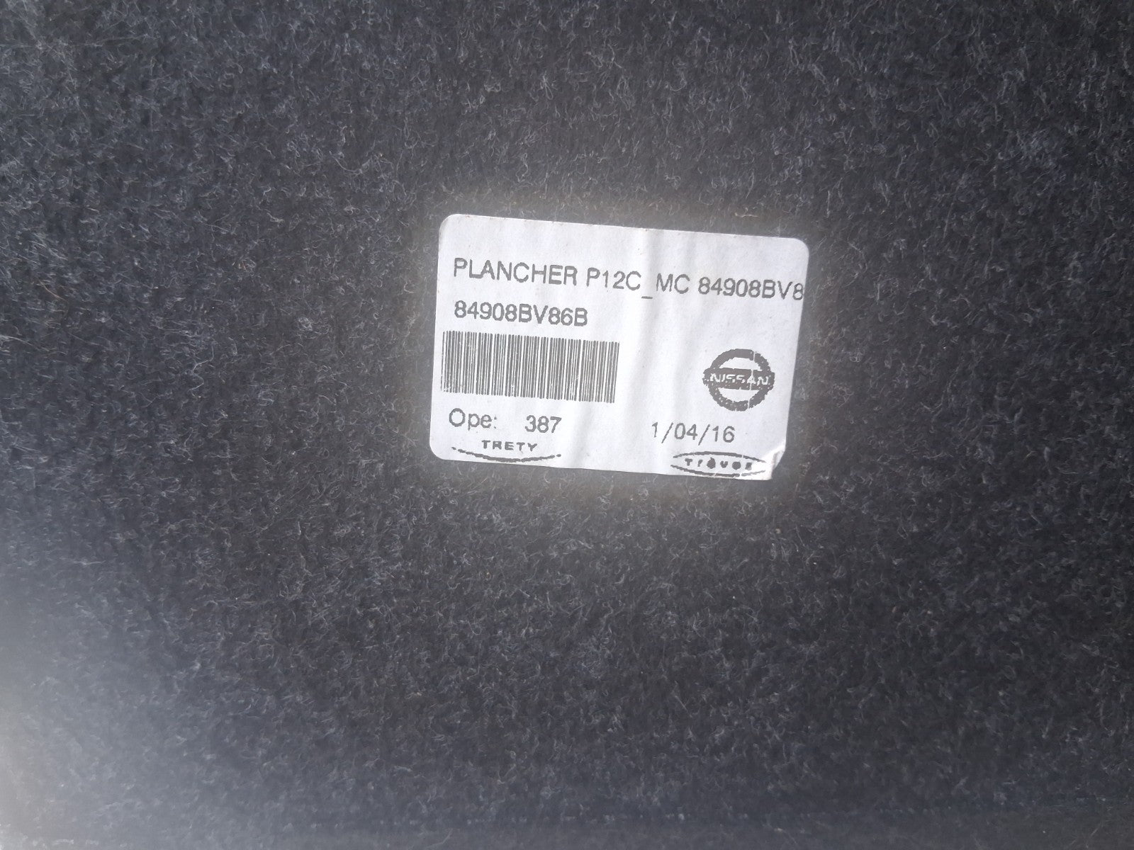 NISSAN JUKE 2016 BOOT FLOOR LINER CARPET MAT 84908BV86B