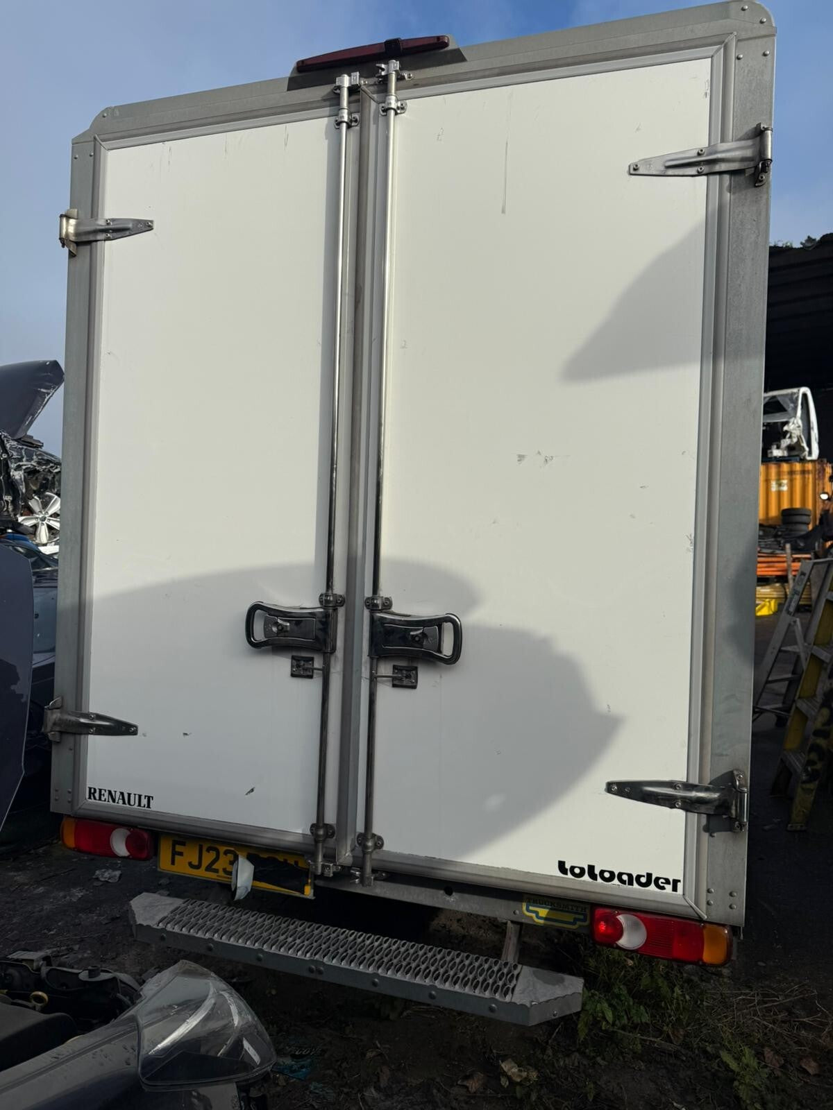 2023 RENAULT MASTER MK3 BULKHEAD PARTITION COMPARTMENT