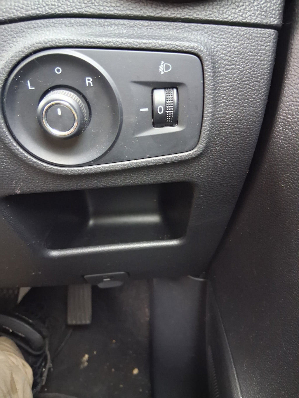 2021 MG 3 MK2 EXCLUSIVE HEADLIGHT MIRROR CONTROL ADJUSTER SWITCH