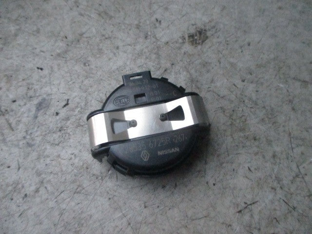 RENAULT MASTER 2023 FRONT WINDSCREEN RAIN SENSOR 285356725R