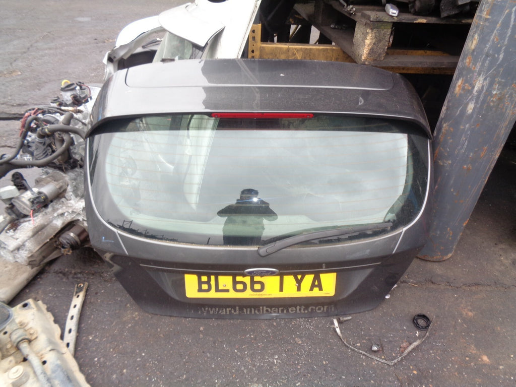 FORD FIESTA MK7 2016 HATCHBACK REAR COMPLETE TAILGATE BOOTLID GREY