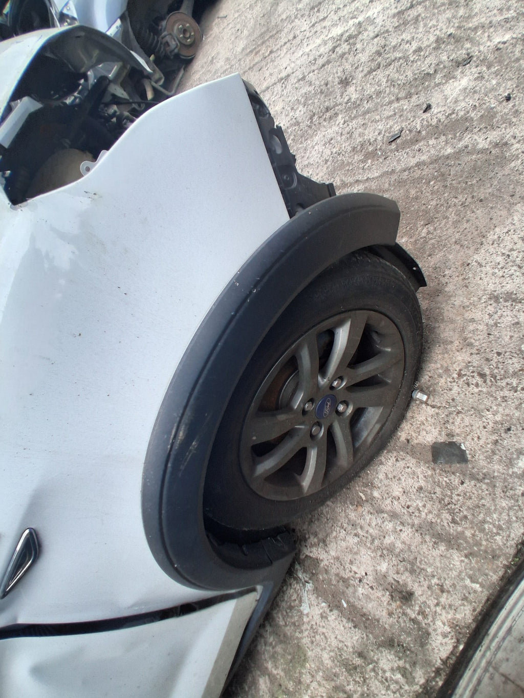 2018 FORD KA + PLUS MK3 HATCHBACK OSF DRIVER SIDE FRONT WHEEL ARCH TRIM