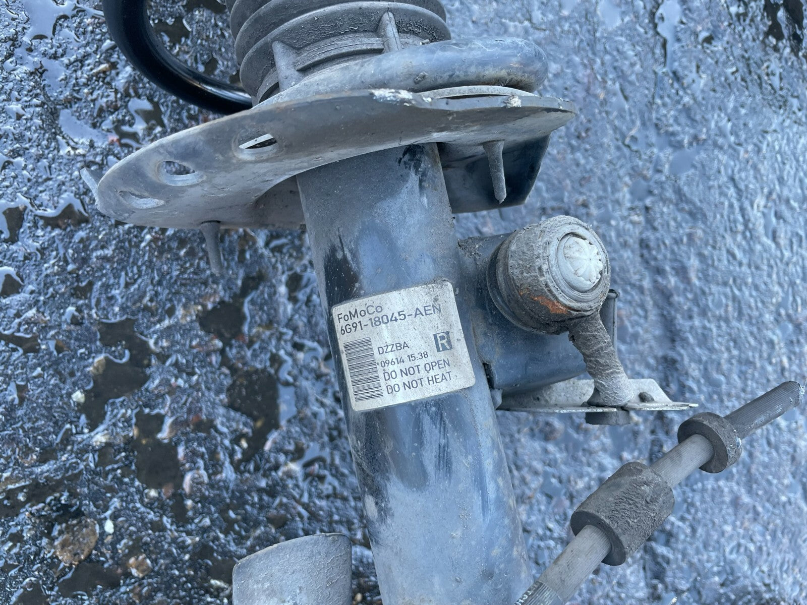 FORD GALAXY MK2 MK3 2014 2.0 AUTO OS DRIVER SIDE WHEEL HUB SHOCK SPRING LEG