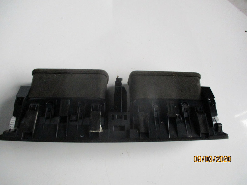 LEXUS CT 200h 2015 CENTRE DASHBOARD HEATER AIR VENT 55670-76020 55661-76060