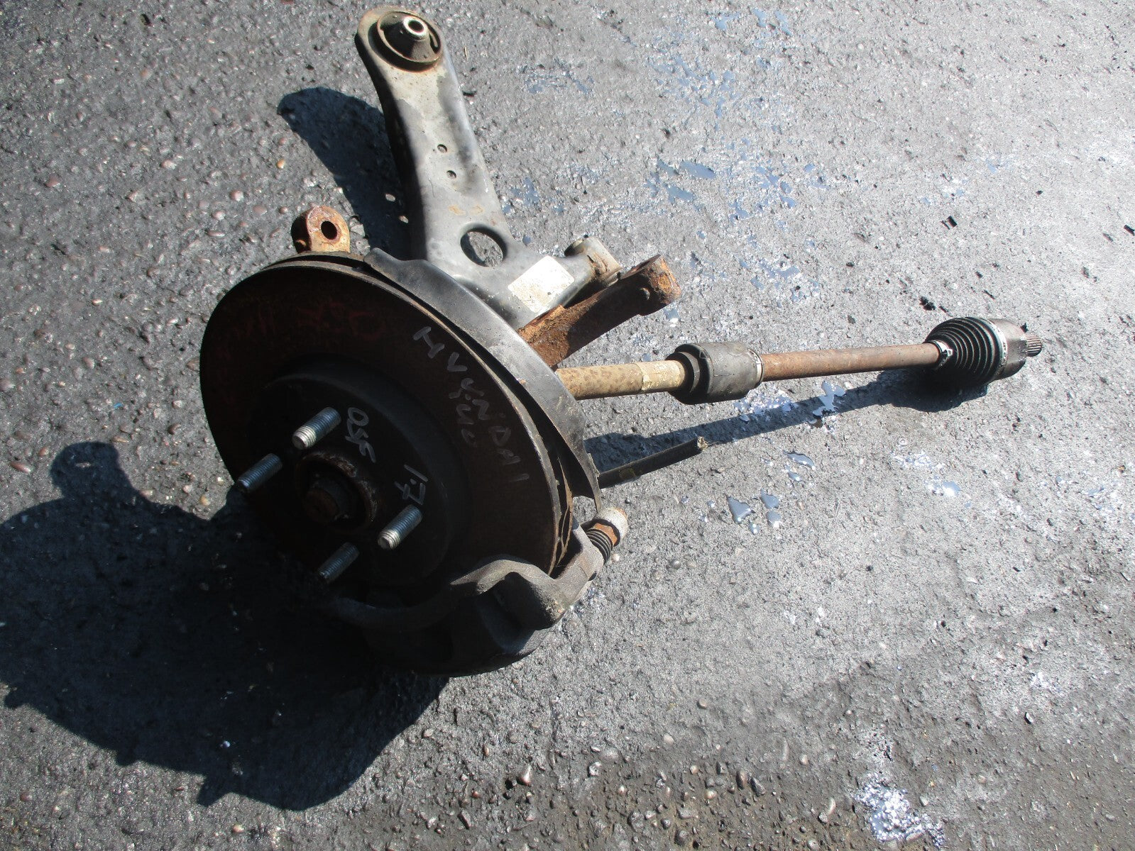HYUNDAI I40 2012 1.7 CRDI OSF DRIVER SIDE FRONT WHEEL HUB DRIVESHAFT