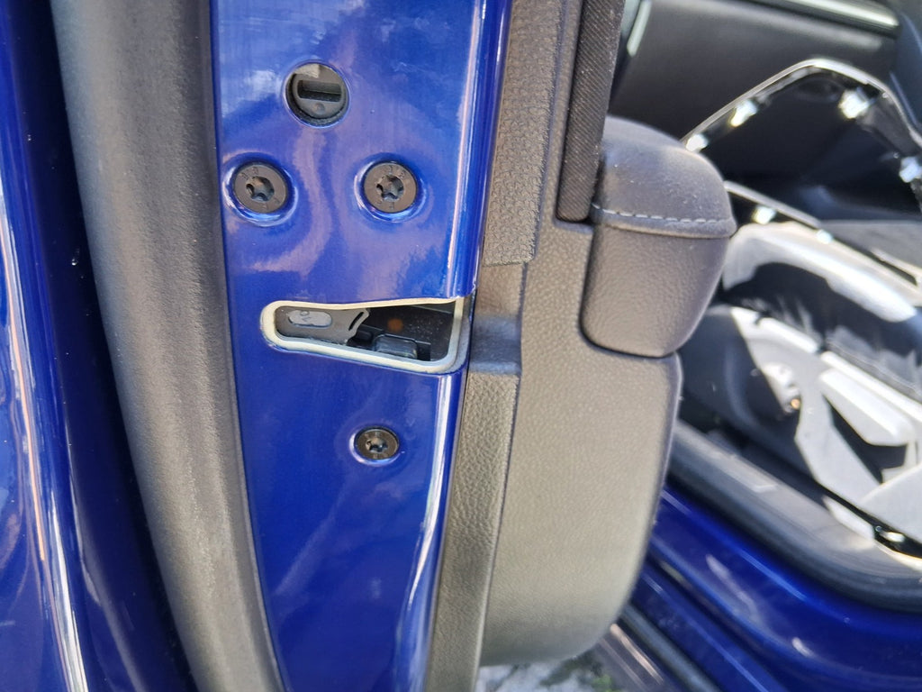 2016 FORD MONDEO MK5 HATCHBACK NSF PASSENGER SIDE FRONT LEFT DOOR LOCK MECHANISM