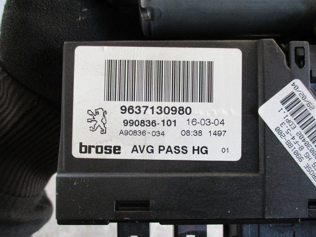 PEUGEOT 307 NSF PASSENGER SIDE FRONT WINDOW MOTOR 9637130980