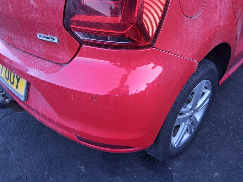 2017 VW VOLKSWAGEN POLO MK5 5 DOOR COMPLETE REAR BUMPER PDC FLASH RED LP3G