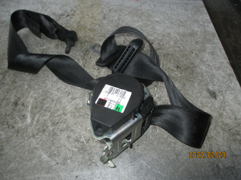 DACIA SANDERO 2017 OSF DRIVER SIDE FRONT SEAT BELT ASSEMBLY 621088800C