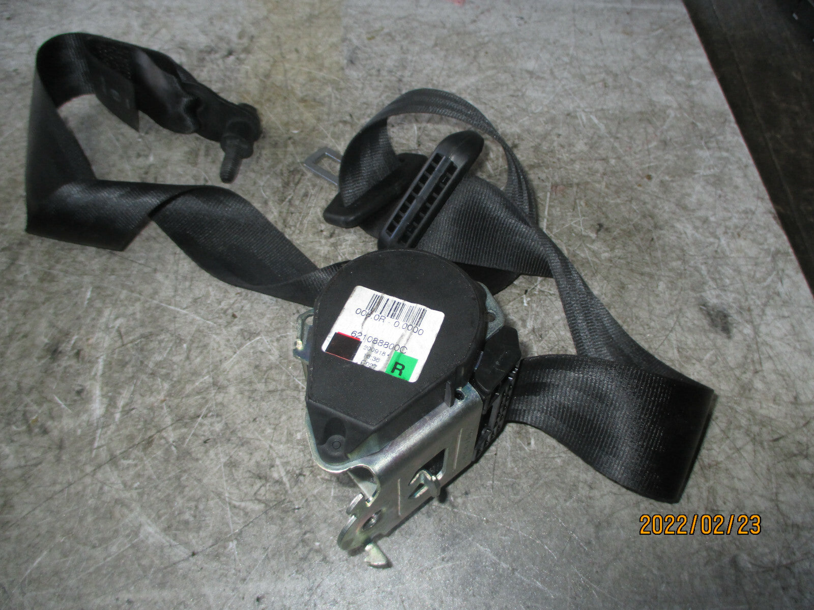 DACIA SANDERO 2017 OSF DRIVER SIDE FRONT SEAT BELT ASSEMBLY 621088800C