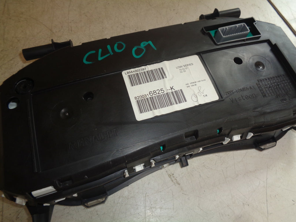RENAULT CLIO 2009 MK3 CLOCKS SPEEDOMETER INSTRUMENT CLUSTER 8200316825K