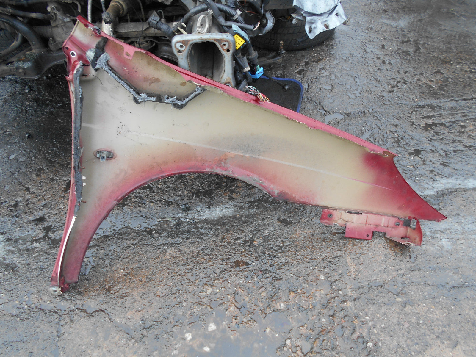 CITROEN C5 2005 NSF PASSENGER SIDE FRONT WING KKQD ROUGE PROFOND MICA RED