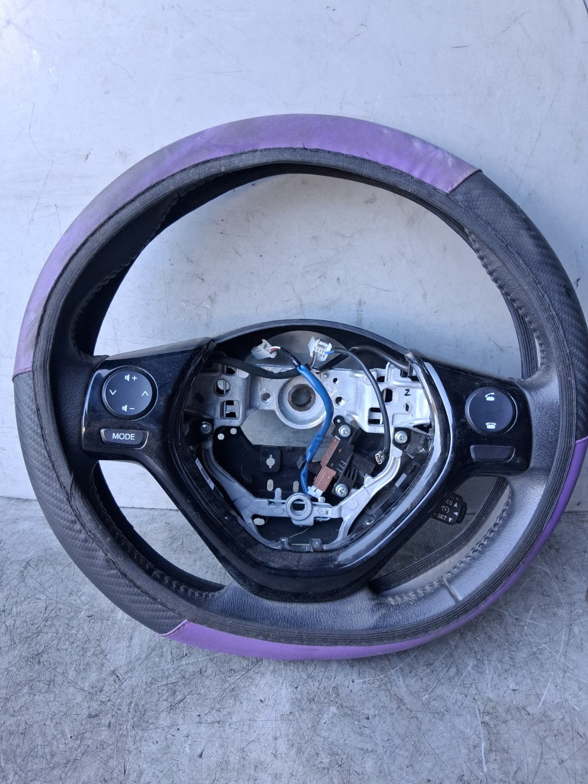 2019 PEUGEOT 108 MULTIFUNCTIONAL STEERING WHEEL 451000H060