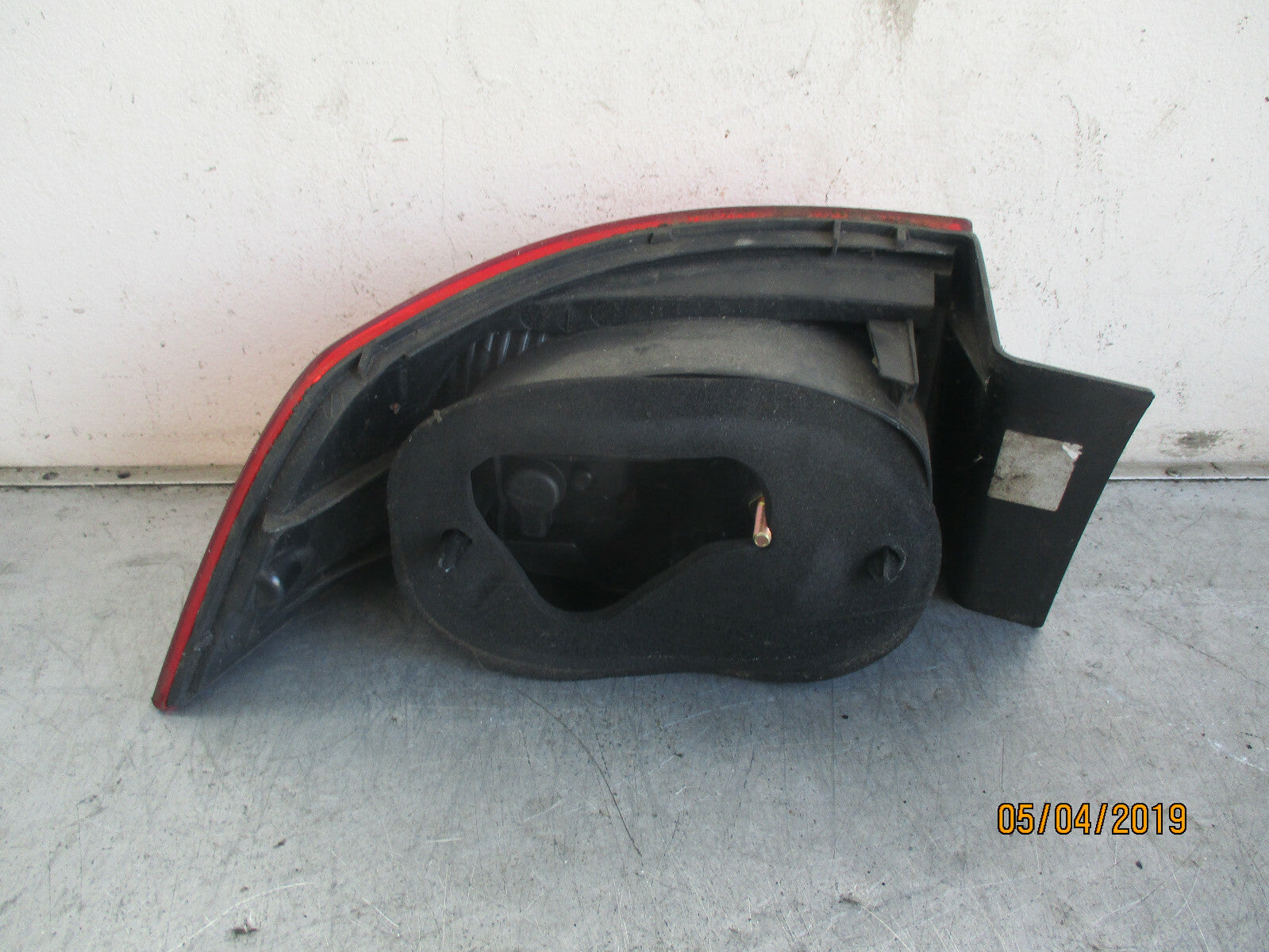 RENAULT LAGUNA MK2 2007 FACELIFT OSR DRIVER SIDE REAR TAIL LIGHT